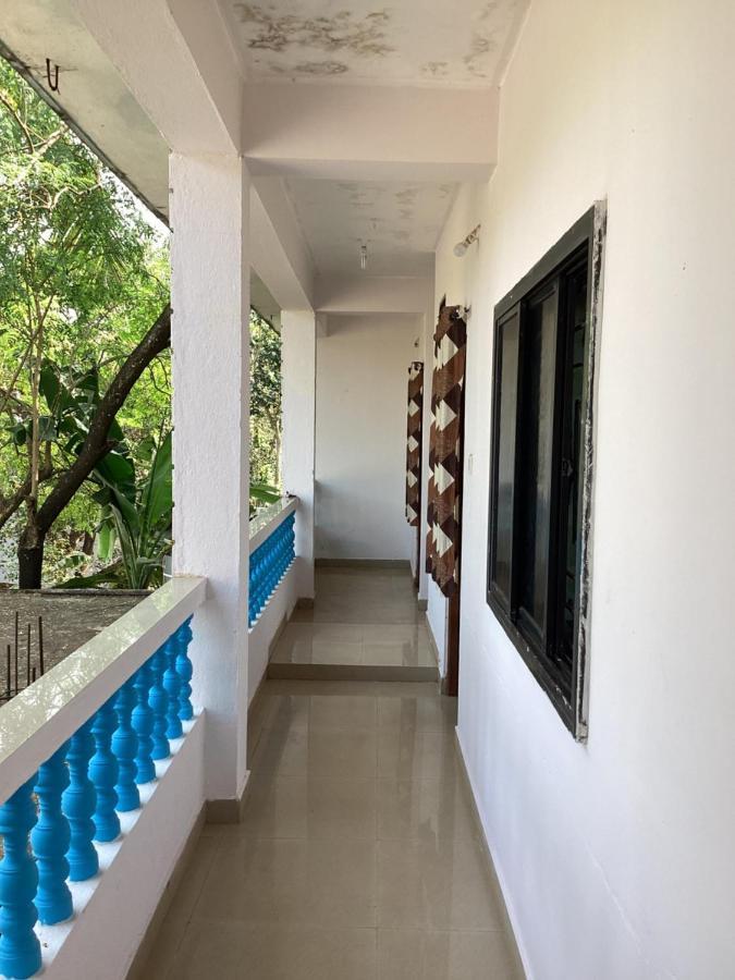 Fabulous Fragrances Hotel Goa Velha Exterior foto